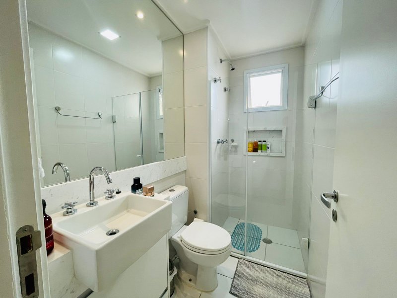 Apartamento à venda com 67m², 2 dormitórios, 02 banheiros e 2 vagas de garagem Rua Arroio Grande São Paulo - 
