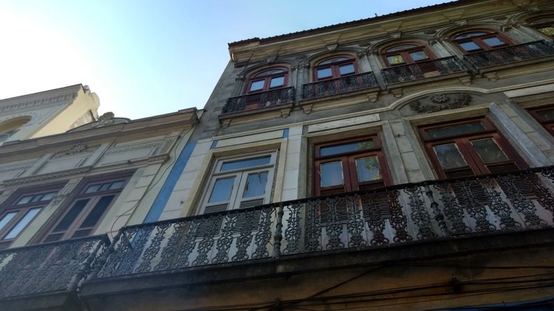 Um prédio que é patrimônio histórico para fazer parte da sua história Rua da Carioca Rio de Janeiro - 