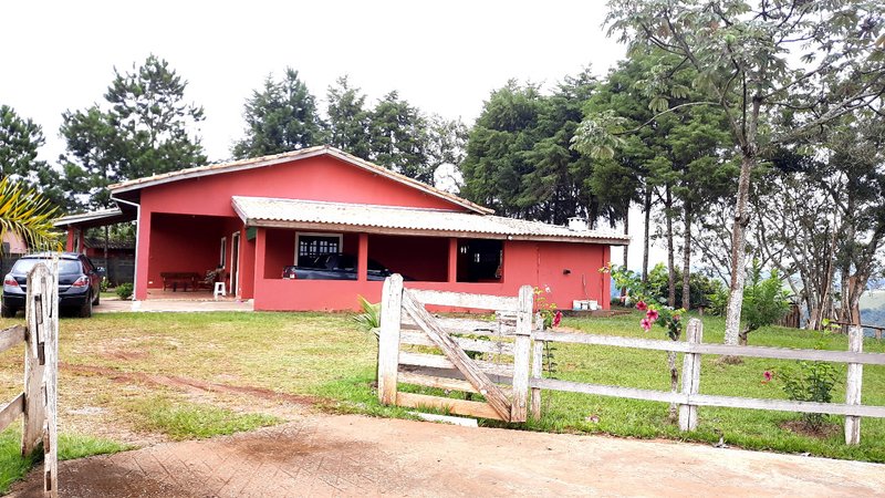 CHÁCARA COM 3.400 METROS EM SÃO JOSÉ DOS CAMPOS - São José dos Campos - 