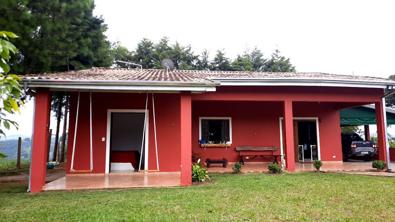 CHÁCARA COM 3.400 METROS EM SÃO JOSÉ DOS CAMPOS - São José dos Campos - 