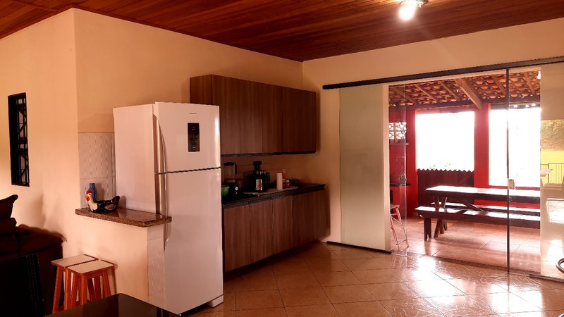 CHÁCARA COM 3.400 METROS EM SÃO JOSÉ DOS CAMPOS - São José dos Campos - 