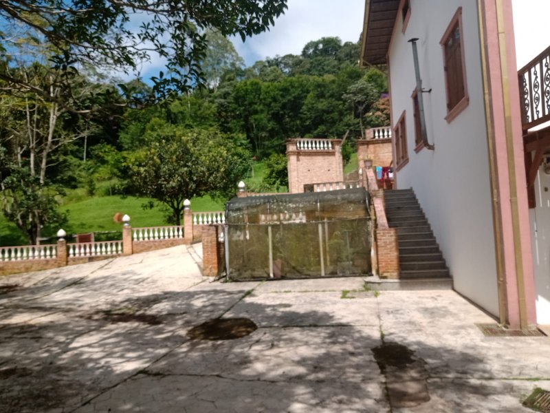 FAZENDA 116 HECTARES NO VALE DO PARAIBA - Pindamonhangaba - 