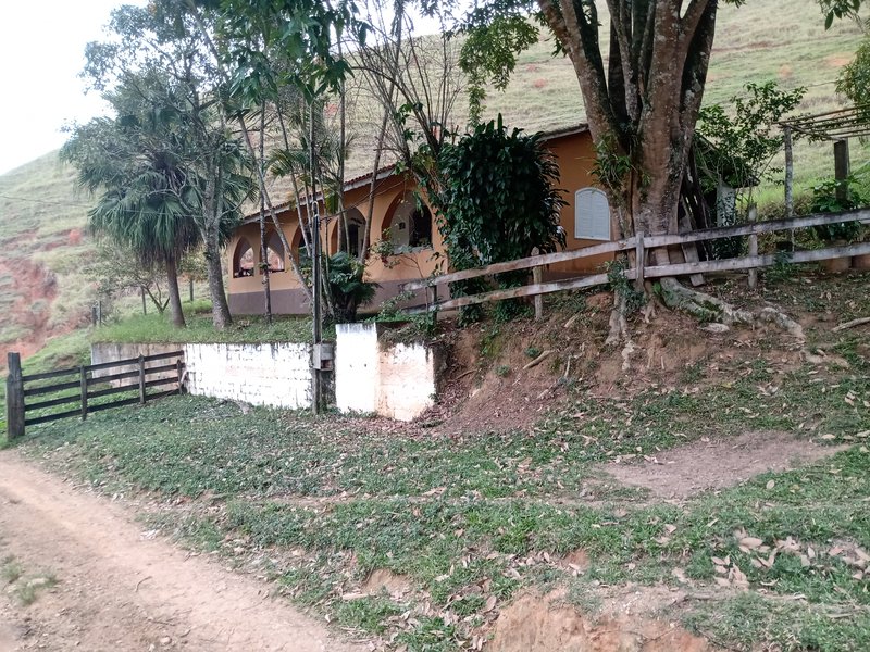 FAZENDA 121 HECTARES NO VALE DO PARAIBA - São José dos Campos - 