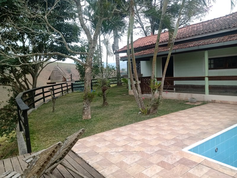 SÍTIO COM 2.7 HECTARES EM SÃO JOSÉ DOS CAMPOS - São José dos Campos - 