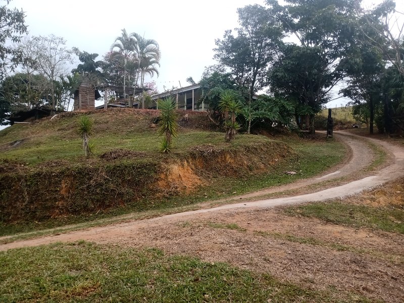 SÍTIO COM 2.7 HECTARES EM SÃO JOSÉ DOS CAMPOS - São José dos Campos - 