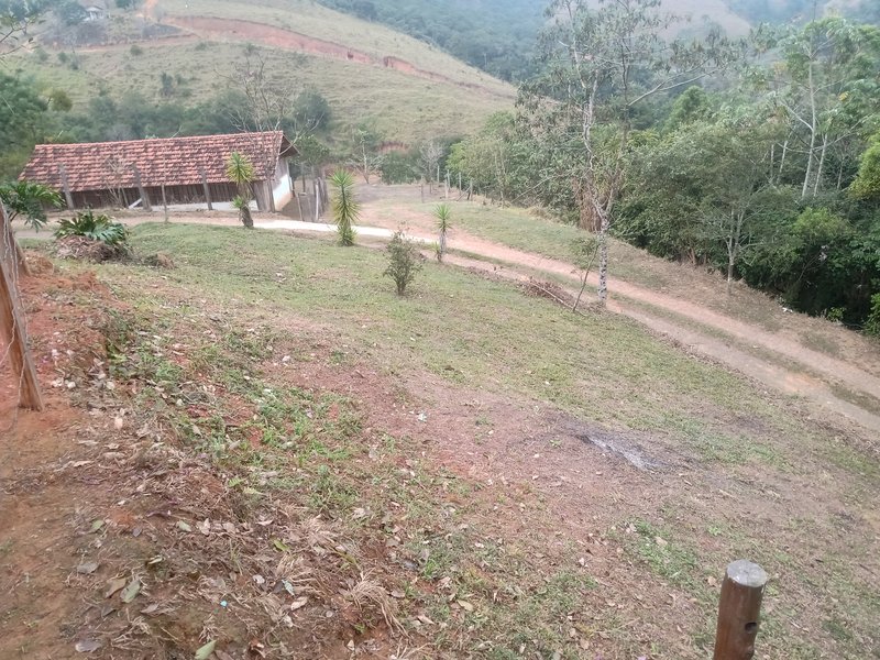 SÍTIO COM 2.7 HECTARES EM SÃO JOSÉ DOS CAMPOS - São José dos Campos - 