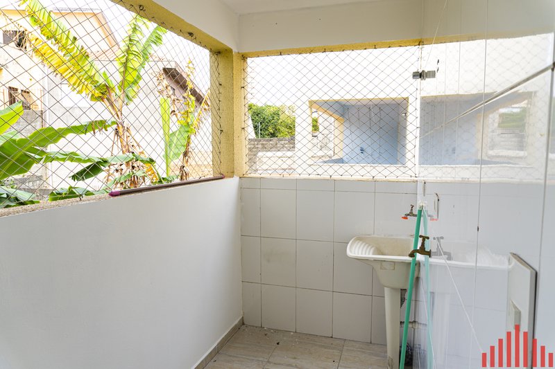 Casa com 52m², 02 dormitórios, 01 banheiro e 01 vaga de garagem Rua Daniel Marot São Paulo - 