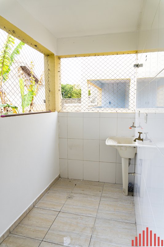 Casa com 52m², 02 dormitórios, 01 banheiro e 01 vaga de garagem Rua Daniel Marot São Paulo - 