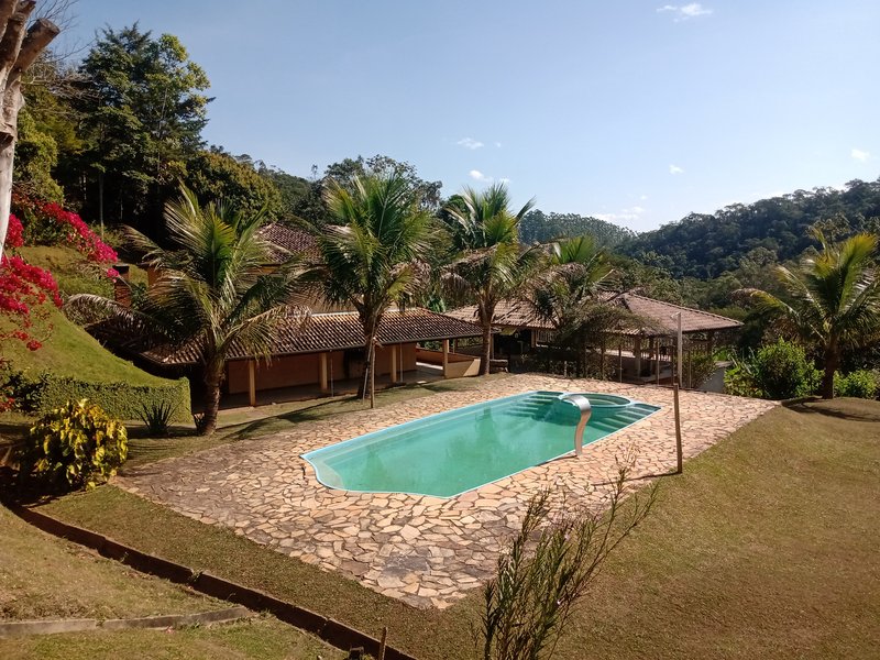 CHÁCARA COM 15.400 METROS EM MONTEIRO LOBATO - MONTEIRO LOBATO - 