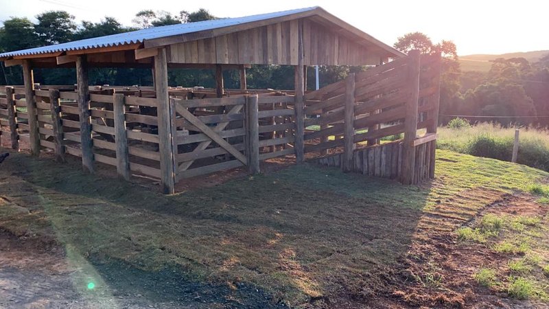 SÍTIO COM 9.6 HECTARES EM SÃO MIGUEL DO ARCANJO - SAO MIGUEL ARCANJO - 