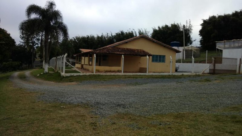 SÍTIO COM 9.6 HECTARES EM SÃO MIGUEL DO ARCANJO - SAO MIGUEL ARCANJO - 