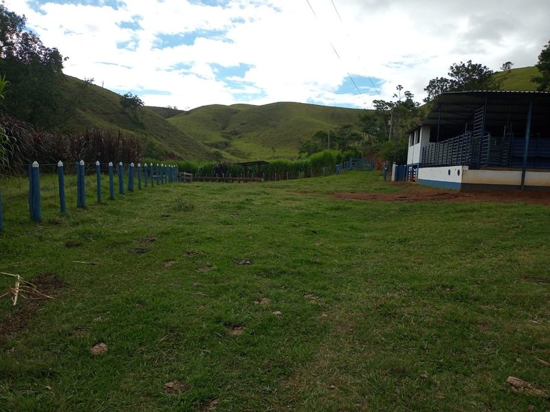 FAZENDA DE 101.6 HECTARES EM SÃO JOSÉ DOS CAMPOS - São José dos Campos - 