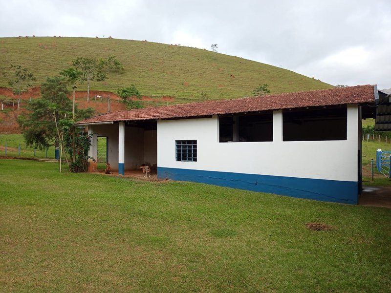 FAZENDA DE 101.6 HECTARES EM SÃO JOSÉ DOS CAMPOS - São José dos Campos - 