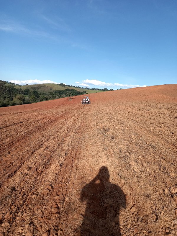 FAZENDA COM 206 HECTARES PRÓXIMO A CAXAMBU - CAXAMBU - 