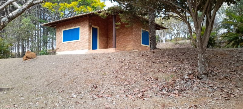 FAZENDA COM 214 HECTARES PROX A EURIOCA - CAXAMBU - 