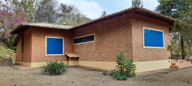 FAZENDA COM 214 HECTARES PROX A EURIOCA - CAXAMBU - 