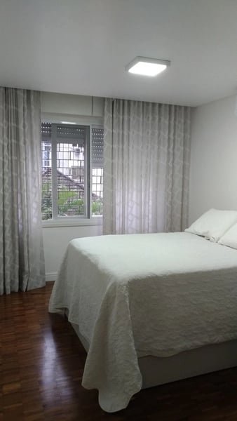 Apartamento RBCA 535 Apto 161 1 suíte 102m² Castro Alves Porto Alegre - 
