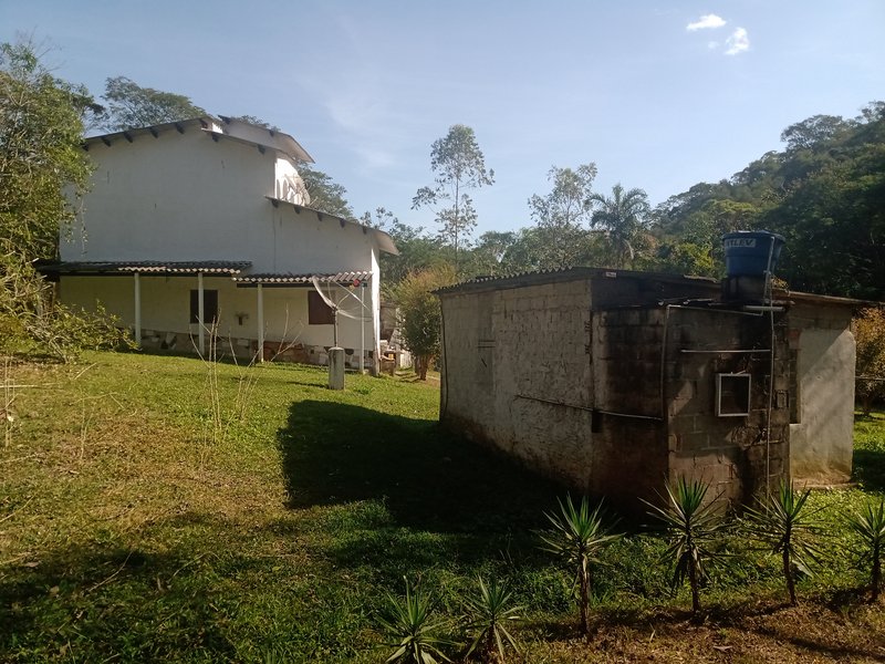 CHÁCARA COM 3.000 METROS EM MONTEIRO LOBATO - MONTEIRO LOBATO - 