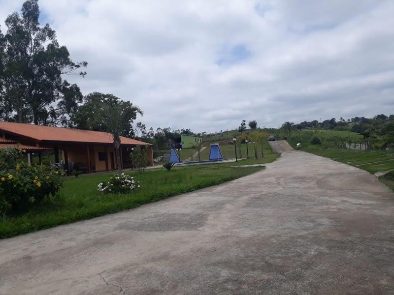 CHÁCARA COM 20.000 METROS EM GUARAREMA - Guararema - 