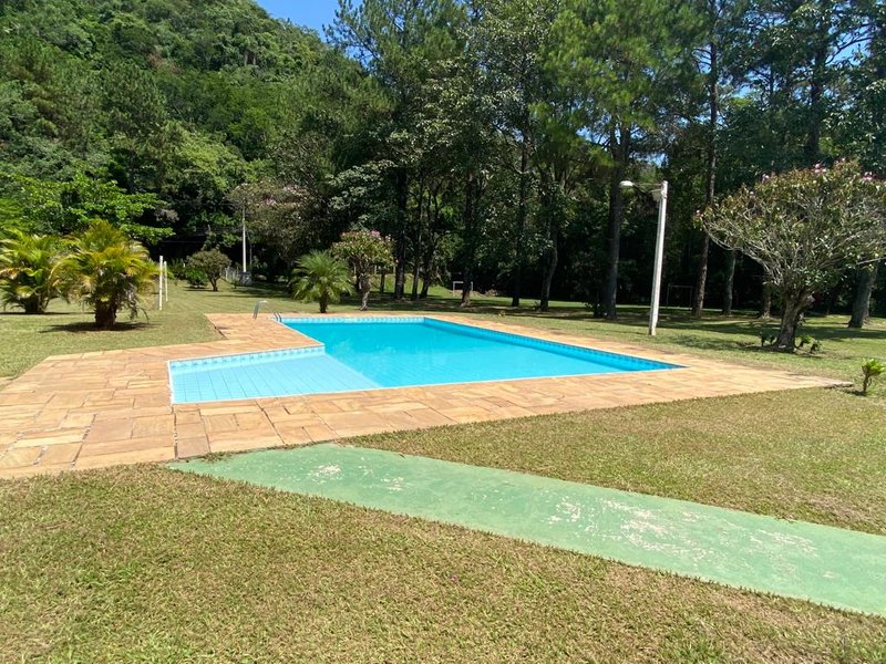 CHACARA COM 10.000 METROS EM JACAREÍ - Jacareí - 