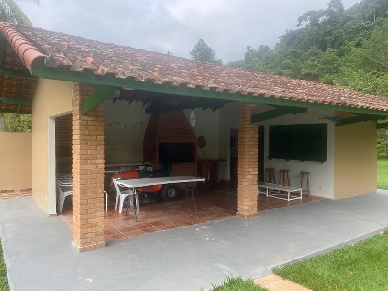 CHACARA COM 10.000 METROS EM JACAREÍ - Jacareí - 