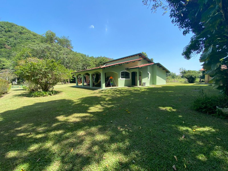 CHACARA COM 10.000 METROS EM JACAREÍ - Jacareí - 