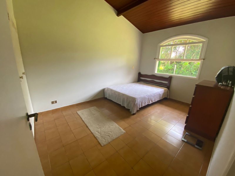 CHACARA COM 10.000 METROS EM JACAREÍ - Jacareí - 