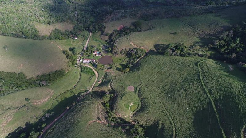 FAZENDA COM 135 HECTARES NO VALE DO PARAIBA - Pindamonhangaba - 