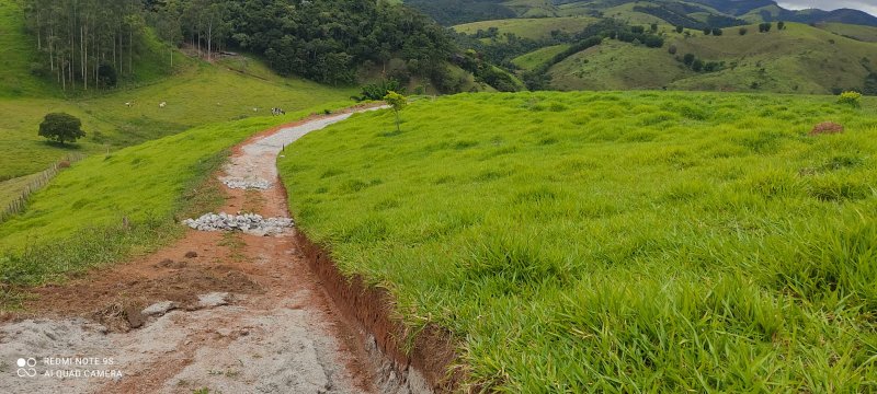 ÁREA RURAL DE 30.000 METROS NO CONDOMÍNIO EM JAMBEIRO - JAMBEIRO - 