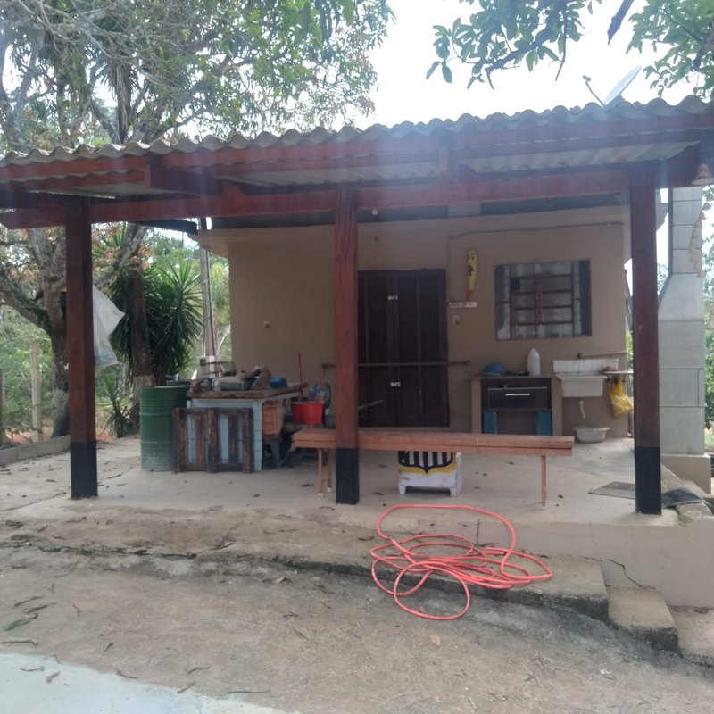 CHÁCARA COM 2.000 METROS EM SANTA BRANCA NA REPRESA - SANTA BRANCA - 
