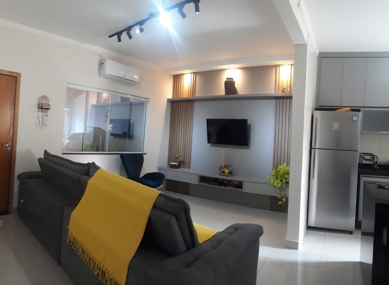 CASA  À VENDA COM 2 DORMITÓRIOS NO JARDIM AMÉLIA EM SUMARÉ/SP - Sumaré - 