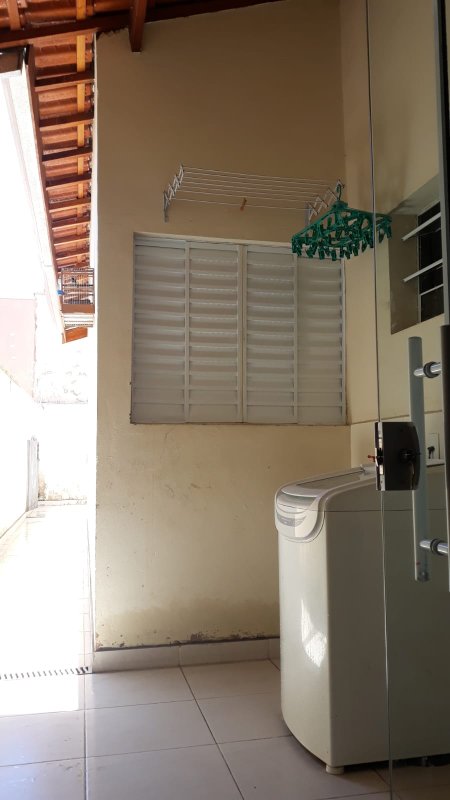 CASA  À VENDA COM 2 DORMITÓRIOS NO JARDIM AMÉLIA EM SUMARÉ/SP - Sumaré - 