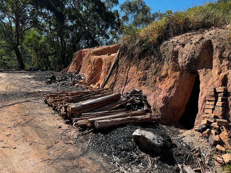 FAZENDA COM 100 HECTARES EM NATIVIDADE DA SERRA - NATIVIDADE DA SERRA - 