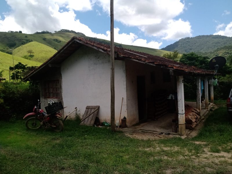 FAZENDA COM 100 HECTARES EM NATIVIDADE DA SERRA - NATIVIDADE DA SERRA - 