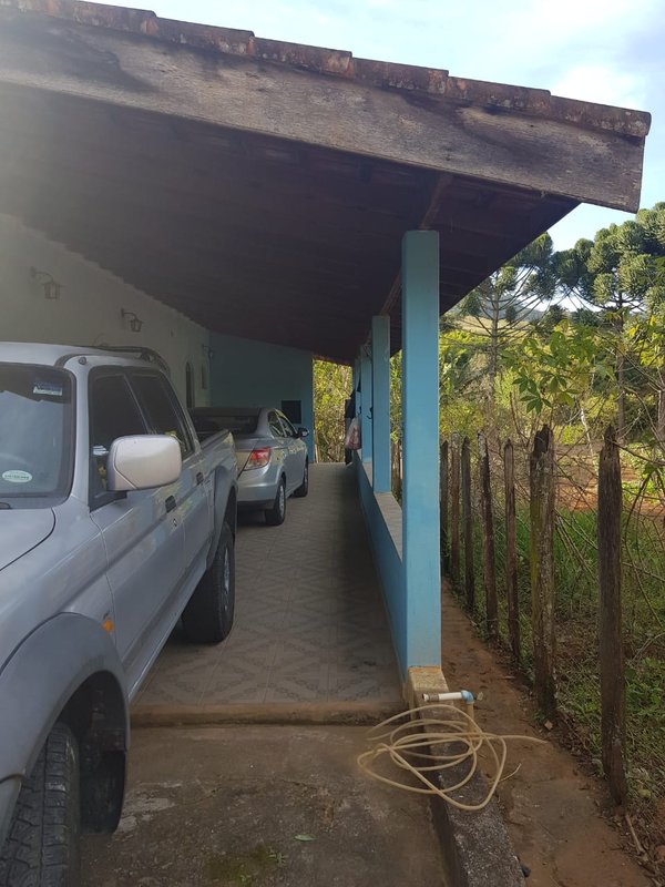 CHÁCARA COM 1.500 METROS EM SAPUCAÍ MIRIM - SAPUCAI-MIRIM - 