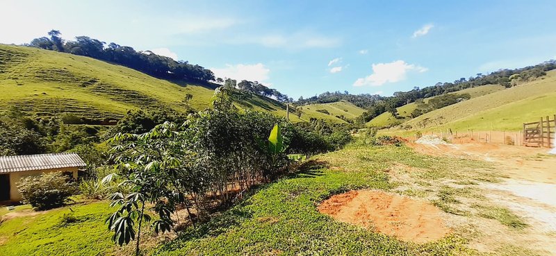 SÍTIO COM 14.5 HECTARES EM SÃO LUIZ DO PARAITINGA - SAO LUIS DO PARAITINGA - 