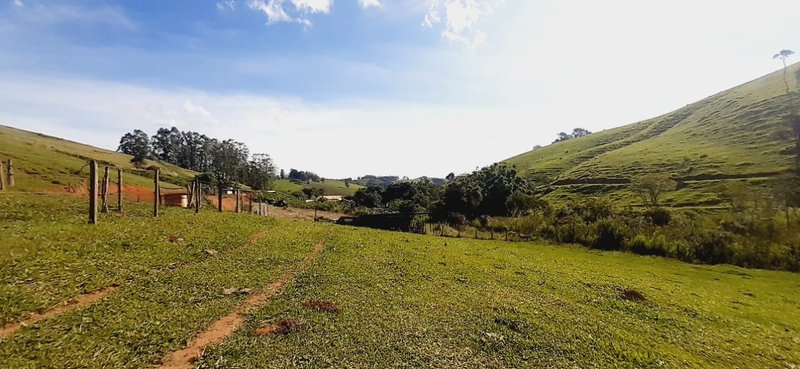 SÍTIO COM 14.5 HECTARES EM SÃO LUIZ DO PARAITINGA - SAO LUIS DO PARAITINGA - 