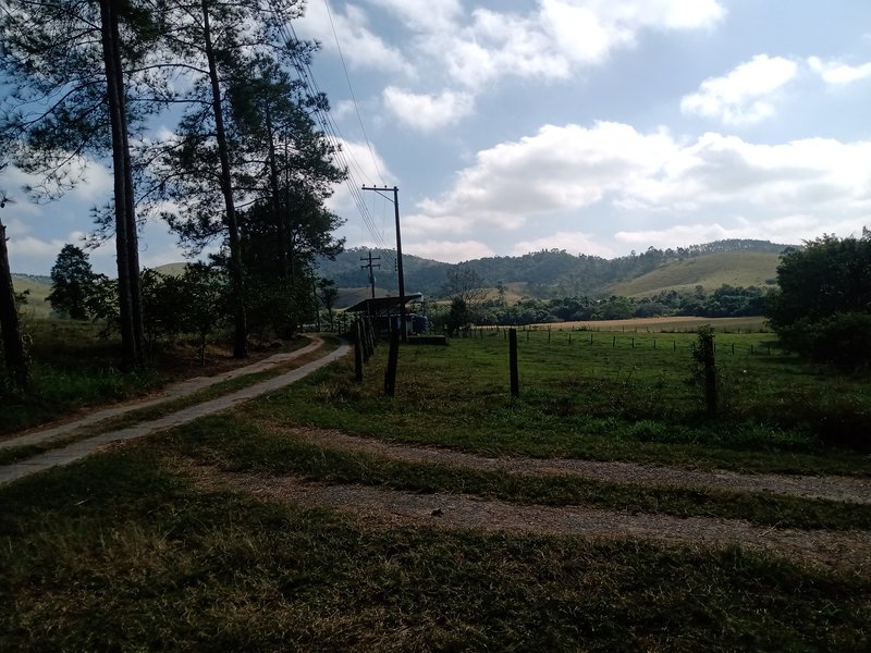 SÍTIO COM 29 HECTARES EM JACAREÍ - Jacareí - 