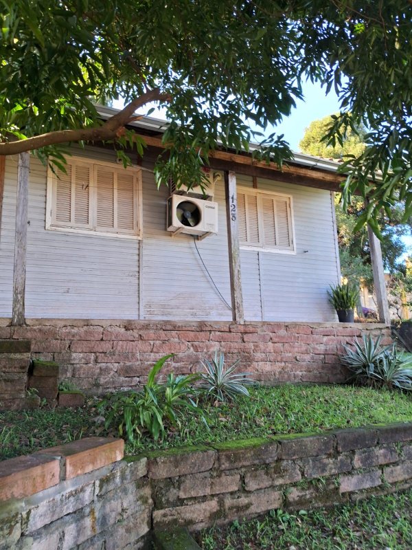BAIRRO SÃO JOÃO BATISTA - Terreno com Benfeitorias Rua Otávio Caruso da Rocha São Leopoldo - 