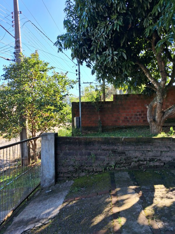 BAIRRO SÃO JOÃO BATISTA - Terreno com Benfeitorias Rua Otávio Caruso da Rocha São Leopoldo - 