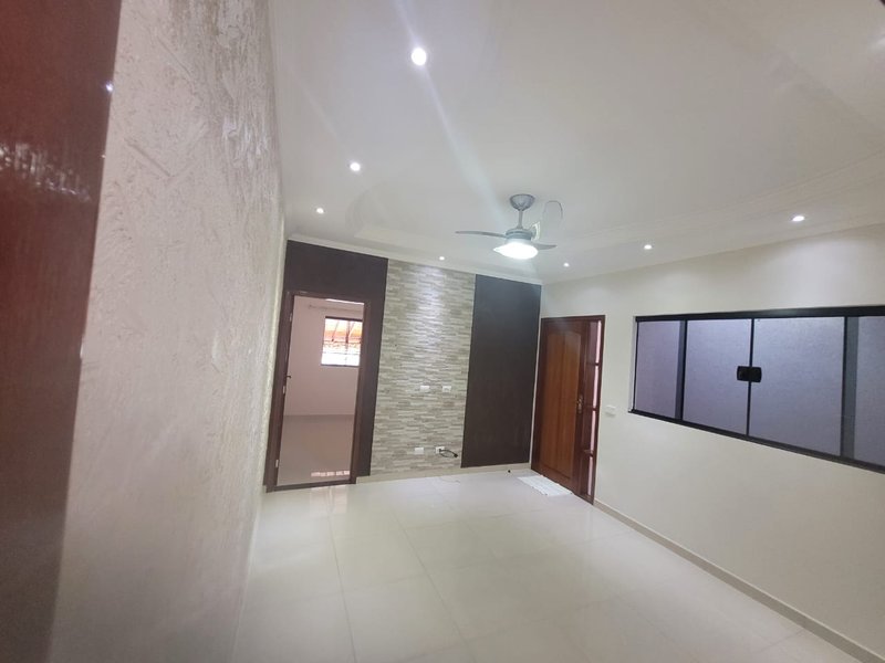 VENDE-SE CASA NO JARDIM PICERNO 1 - SUMARÉ/SP - Sumaré - 