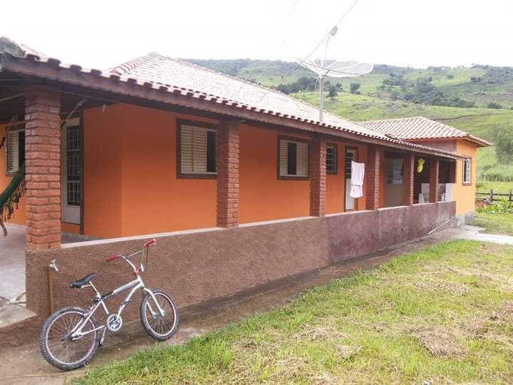 CHÁCARA COM 21.000 METROS EM HELIODORA - HELIODORA - 