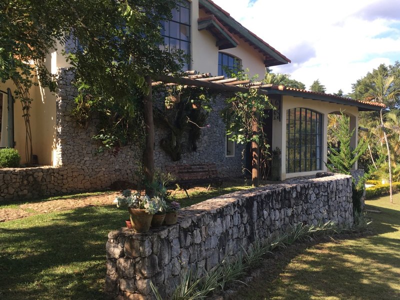 SÍTIO COM 8.8 HECTARES EM JAMBEIRO - JAMBEIRO - 