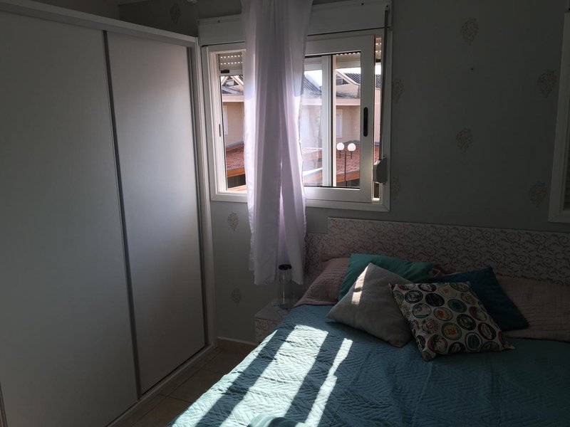 CASA ASSOBRADADA NO CONDOMÍNIO EM SÃO JOSÉ DOS CAMPOS - São José dos Campos - 