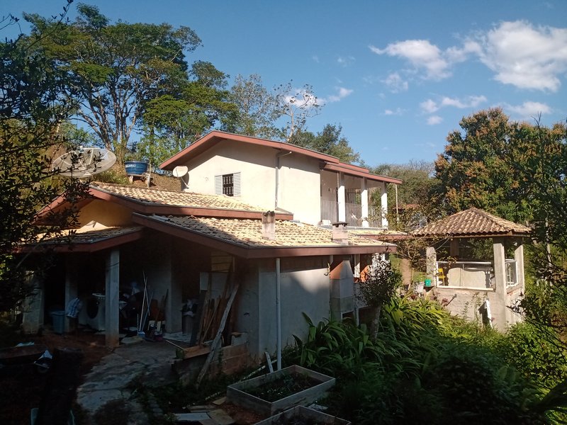 CHÁCARA COM 3.000 METROS EM JAMBEIRO - JAMBEIRO - 