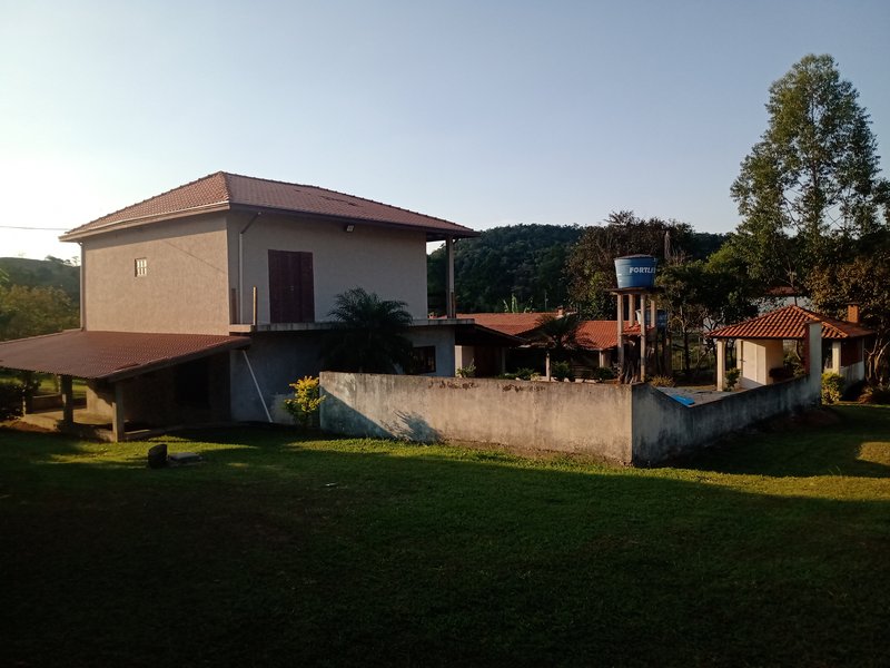 CHÁCARA COM 4.000 METROS EM SÃO JOSÉ DOS CAMPOS - São José dos Campos - 
