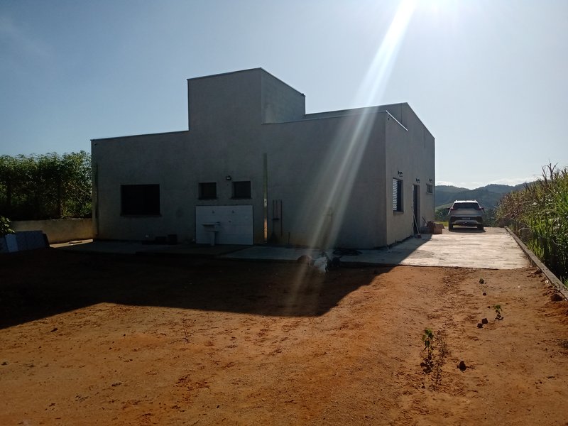 CHÁCARA COM 2.500 METROS EM JACAREÍ - Jacareí - 