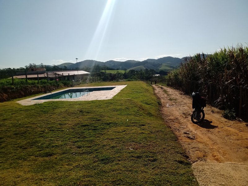 CHÁCARA COM 2.500 METROS EM JACAREÍ - Jacareí - 
