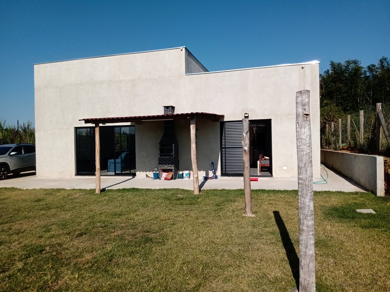 CHÁCARA COM 2.500 METROS EM JACAREÍ - Jacareí - 