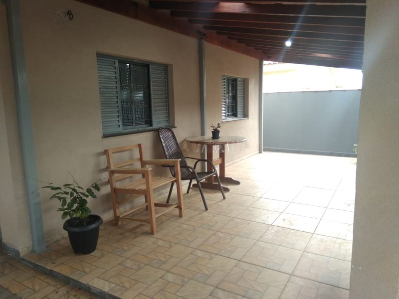 CASA A VENDA NO JARDIM LUCÉLIA - Sumaré - 